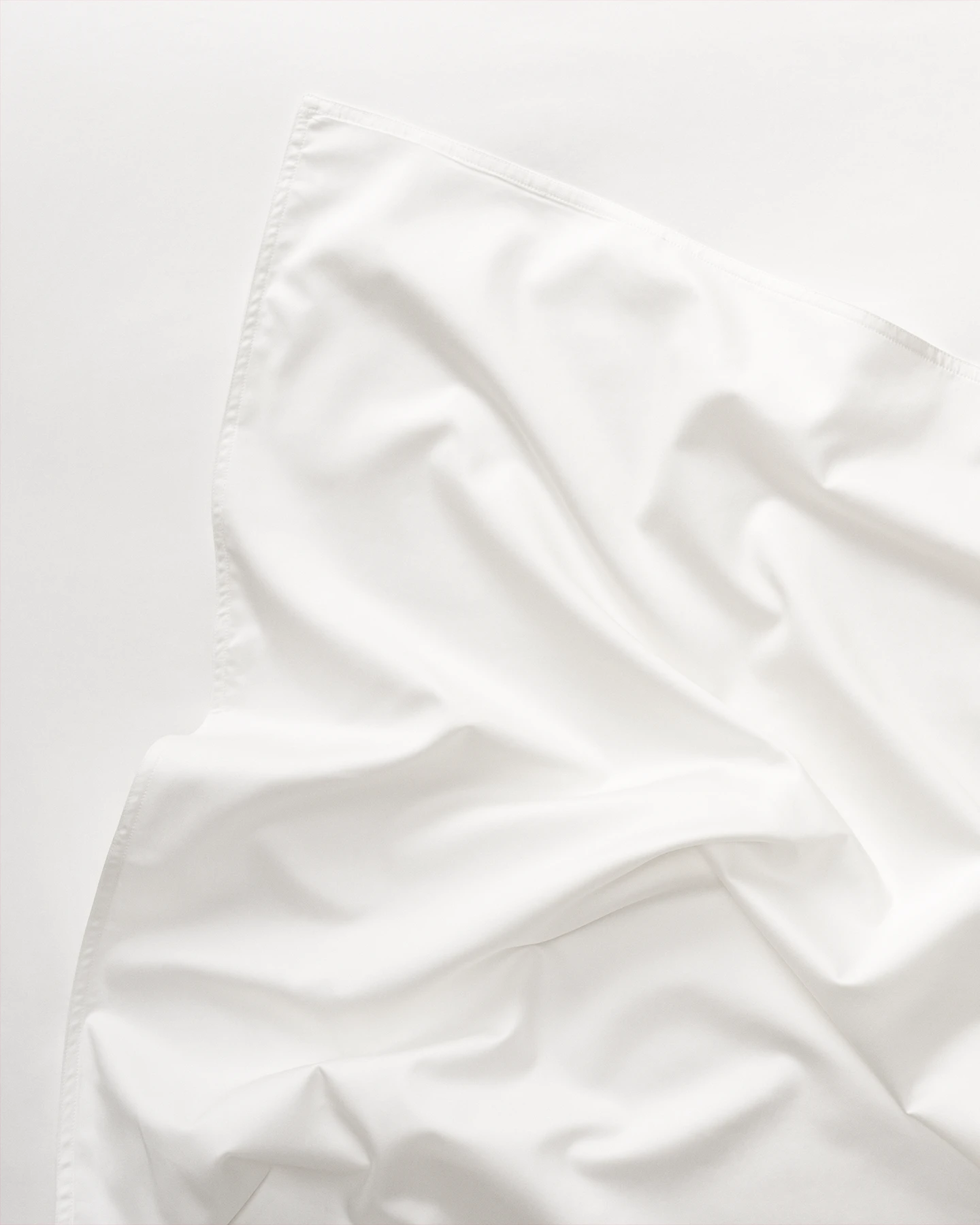 Exklusivt påslakan i Edge Satin 600 TC, Ogland White.